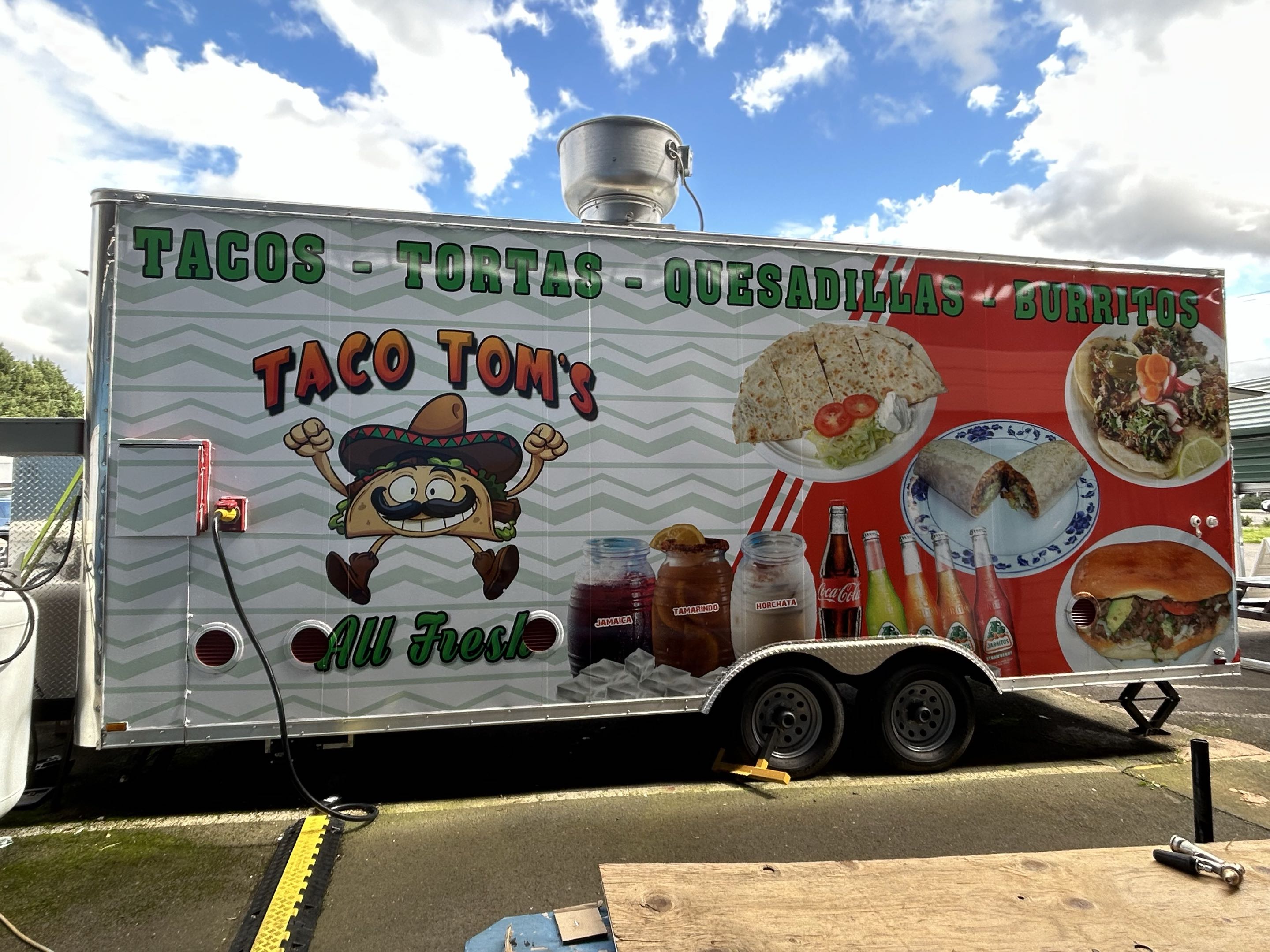 Taco Tom's Lunch Truck